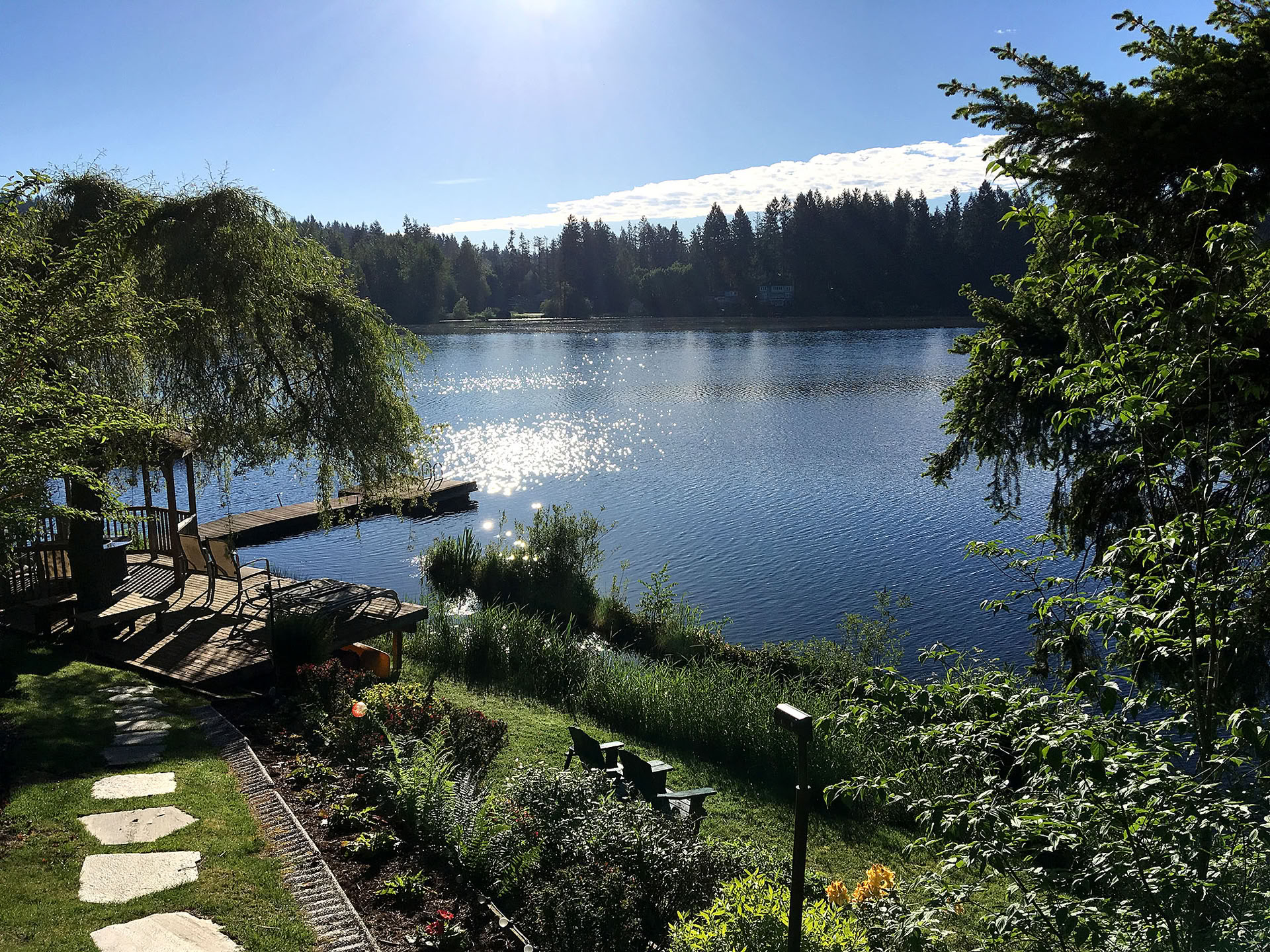 Cottage Lake Bed and Breakfast Spirituel Retreat