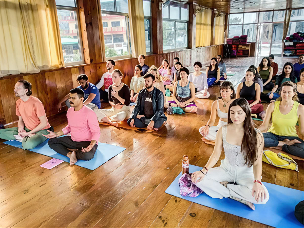 100-timers yogalæreruddannelse i Rishikesh, Indien – maj 2026