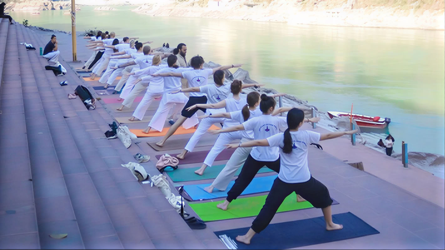 100-timers yogalæreruddannelse i Rishikesh, Indien
