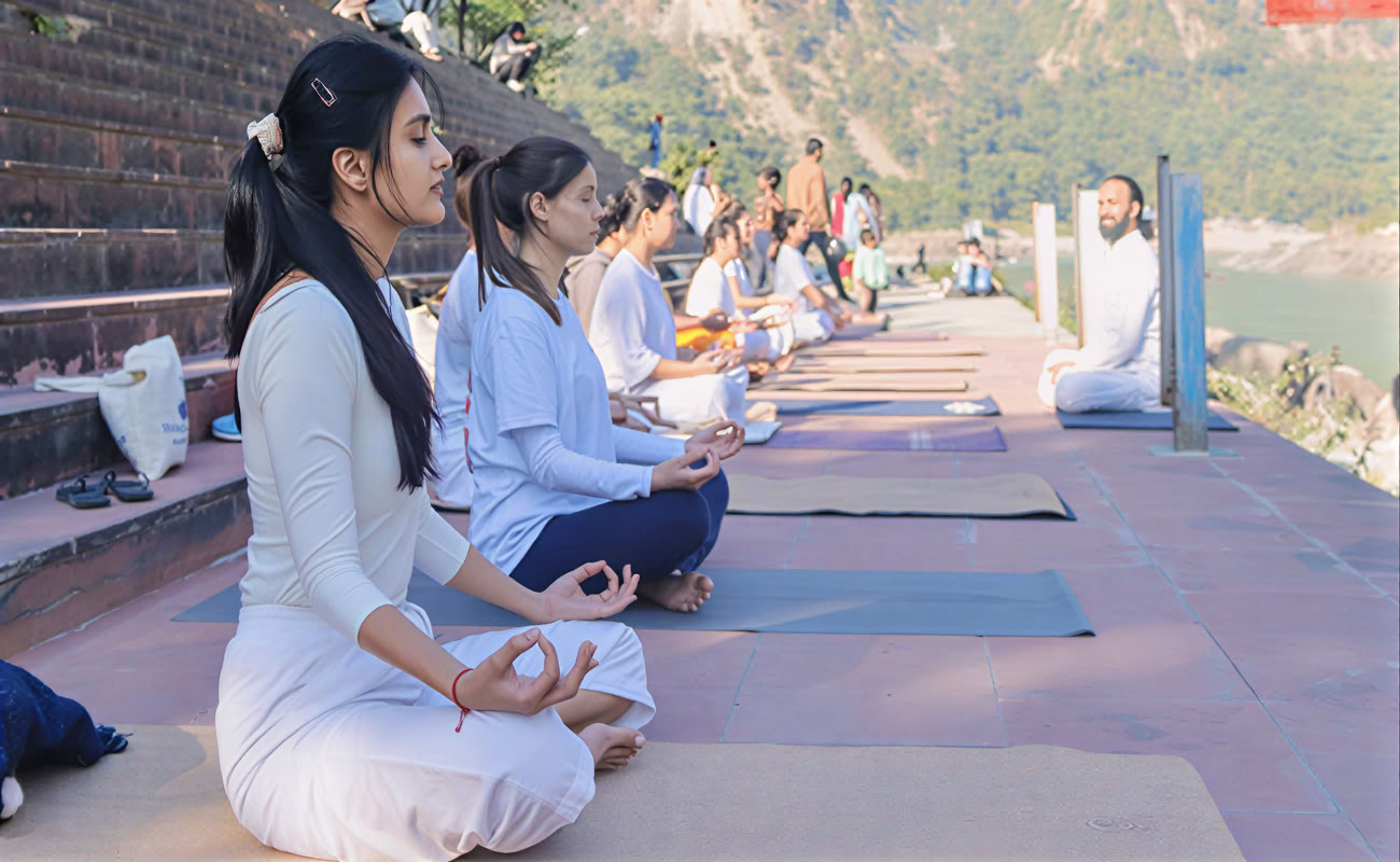 7 dages yoga- og meditationsretreat i Rishikesh