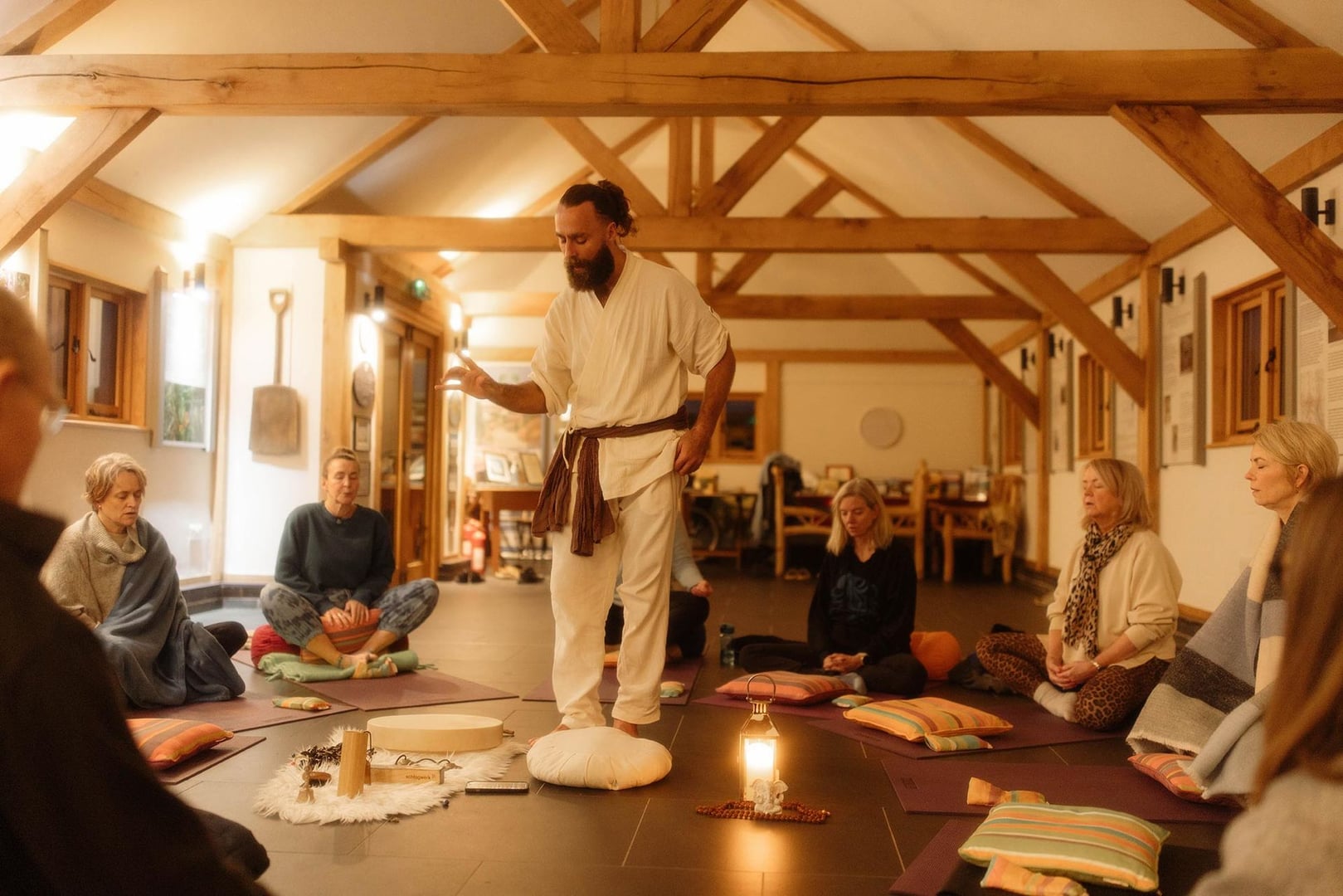 Yoga, koldt vand og åndedræt