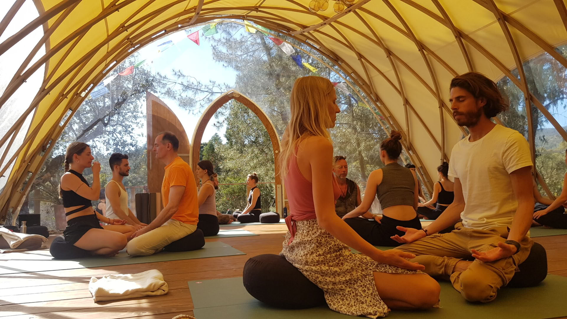 200 timers yogalæreruddannelse i Portugal