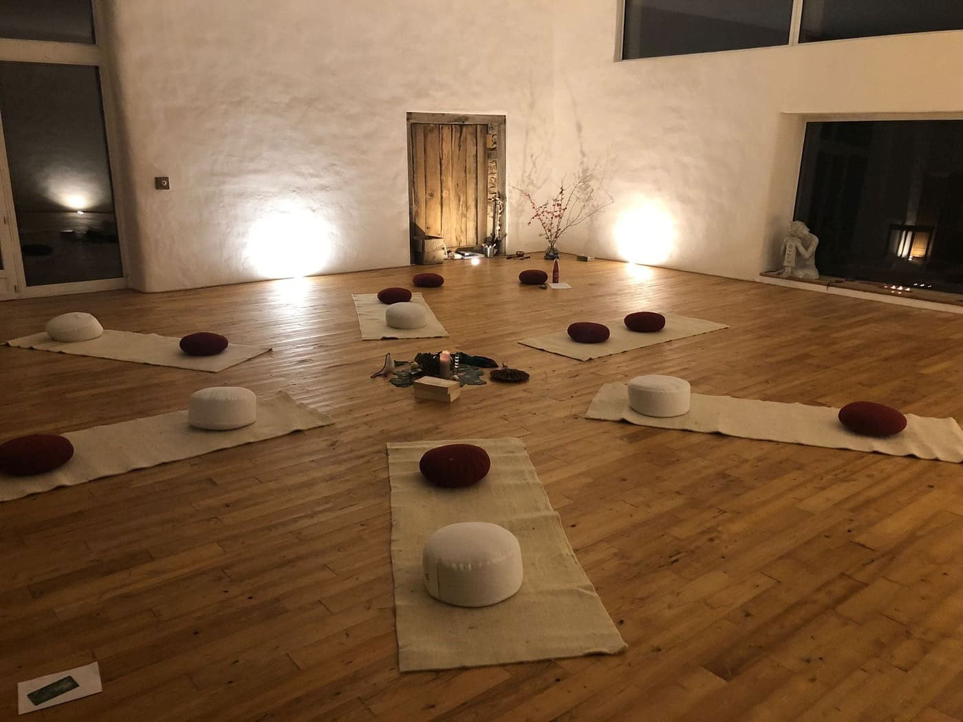 Yoga læreruddannelse i Frankrig – 5. juni – 26. juni 2027