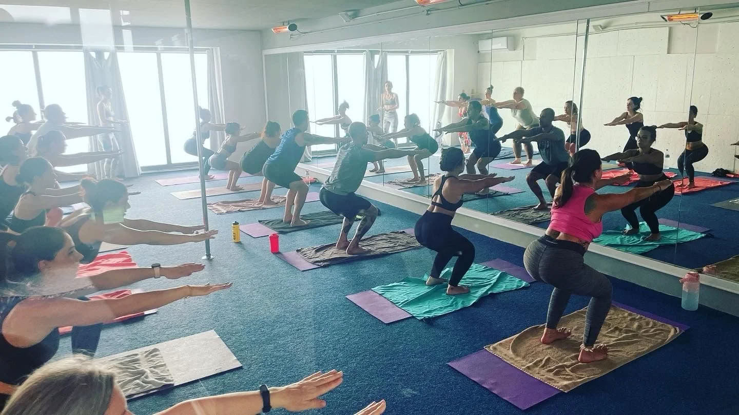 Efterårslukning - Deltids yogalæreruddannelse — Momosyoga | HotYogaMalta