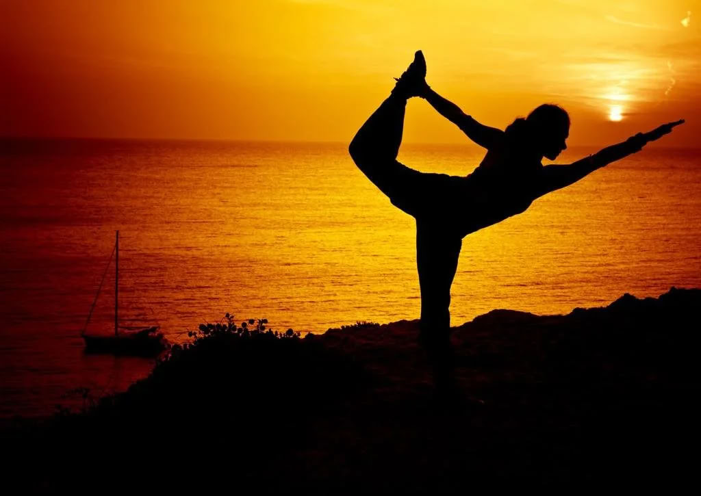 Efterårslukning - Deltids yogalæreruddannelse — Momosyoga | HotYogaMalta