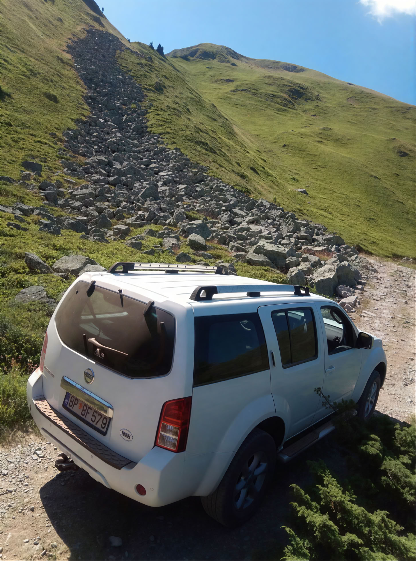 Rundt om Bjelasica – Jeep-safari-tur