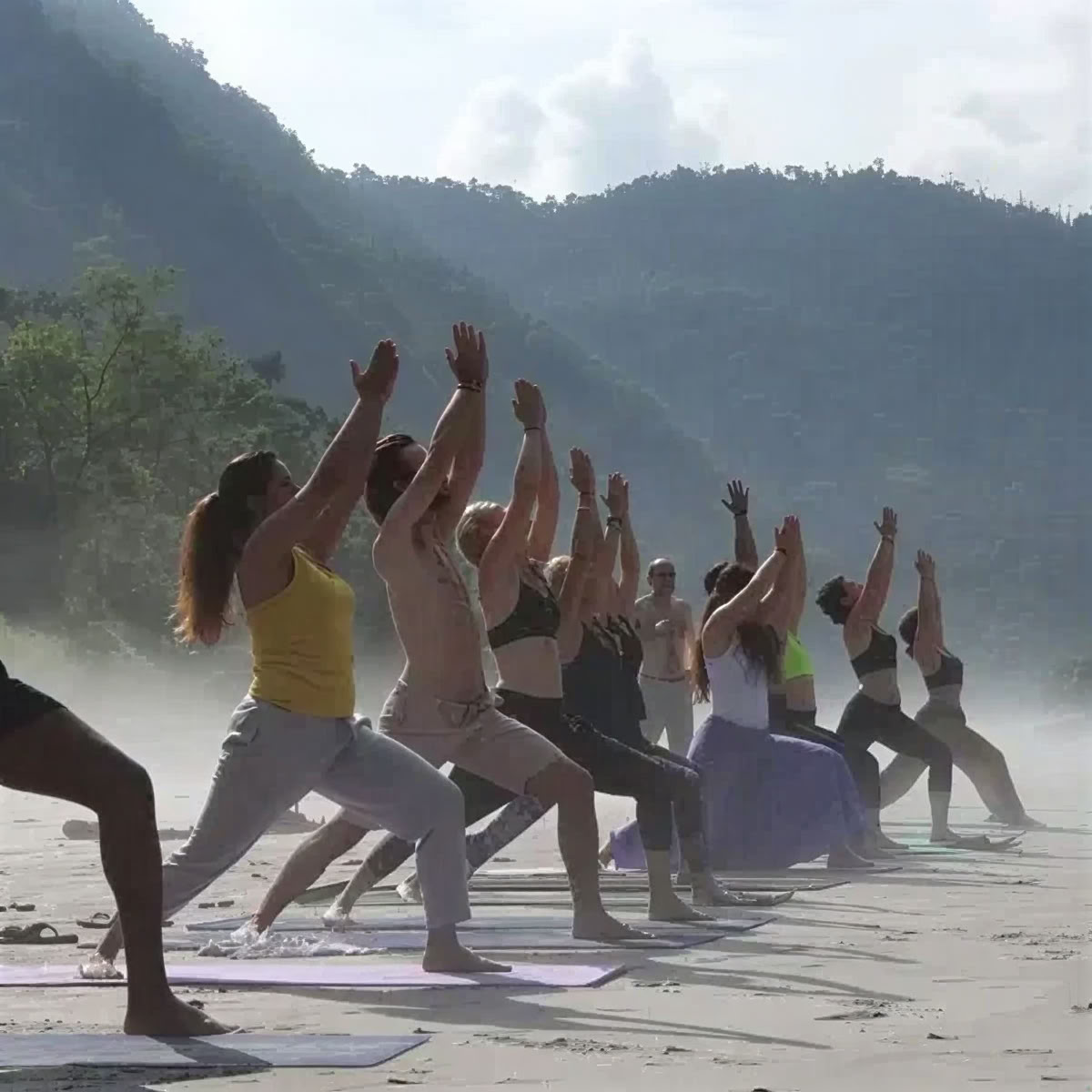 200 timers yogalæreruddannelse i Rishikesh
