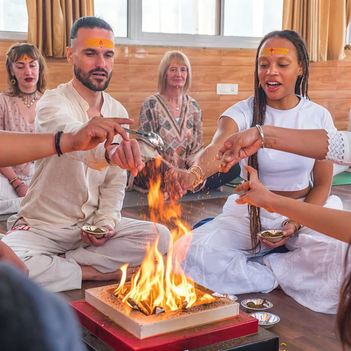300 timers yogalæreruddannelse i Rishikesh – 01. maj – 27. maj 2026