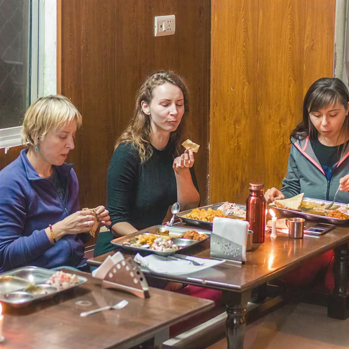300 timers yogalæreruddannelse i Rishikesh – 01. maj – 27. maj 2026