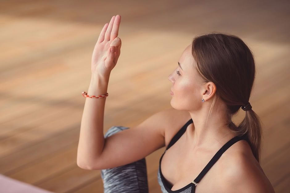 100 timers traditionel kundaliniyoga-læreruddannelse