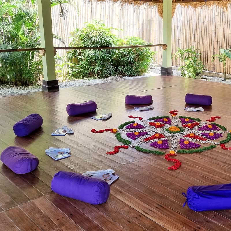 100 timers Yin-yoga-læreruddannelse på Bali