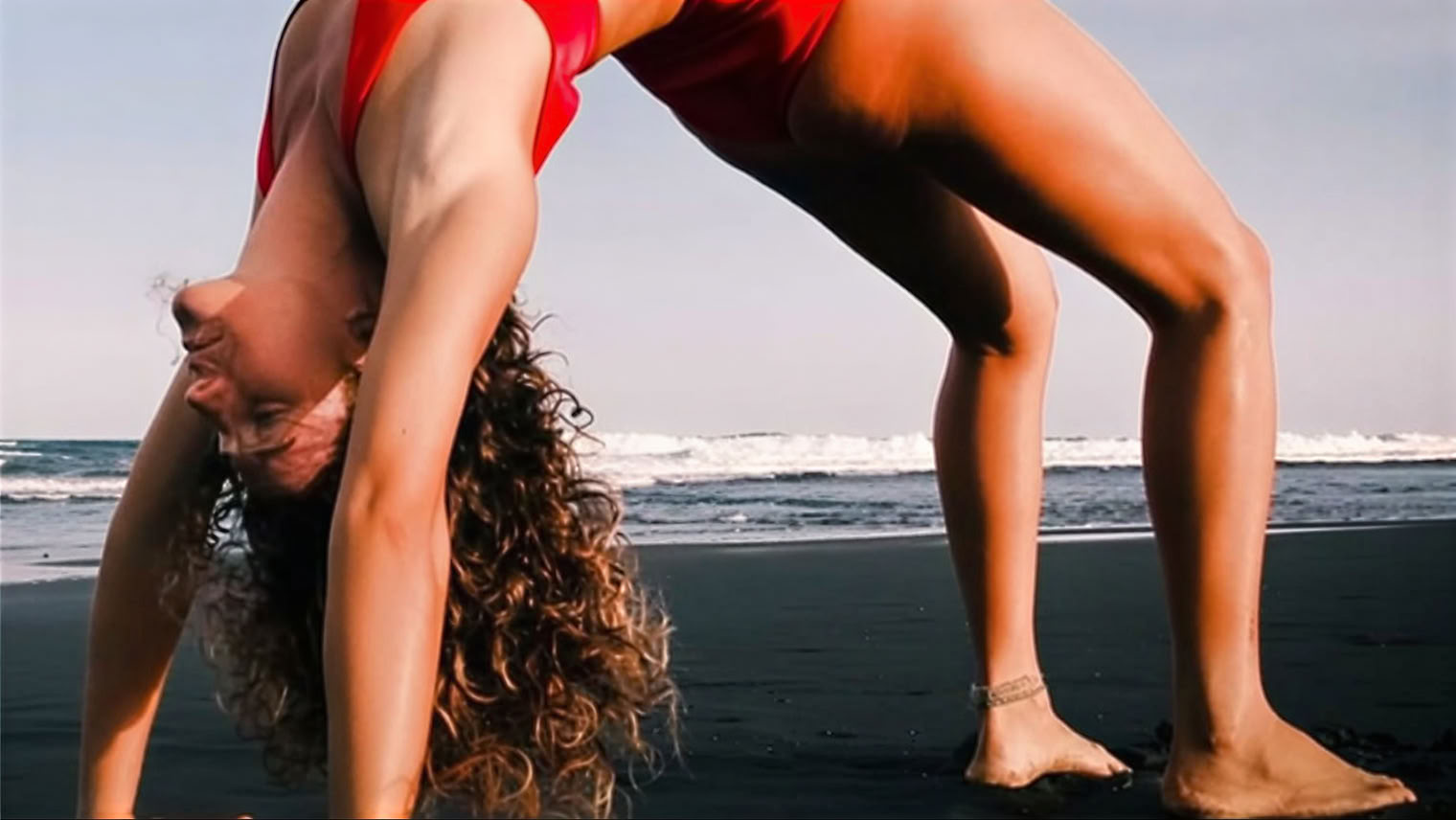 110 timers anatomi- og vinyasa-yogalæreruddannelse