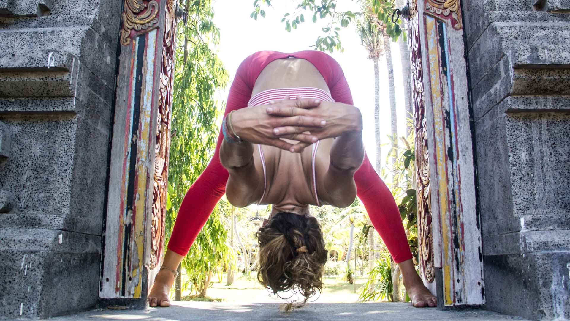 110 timers anatomi- og vinyasa-yogalæreruddannelse
