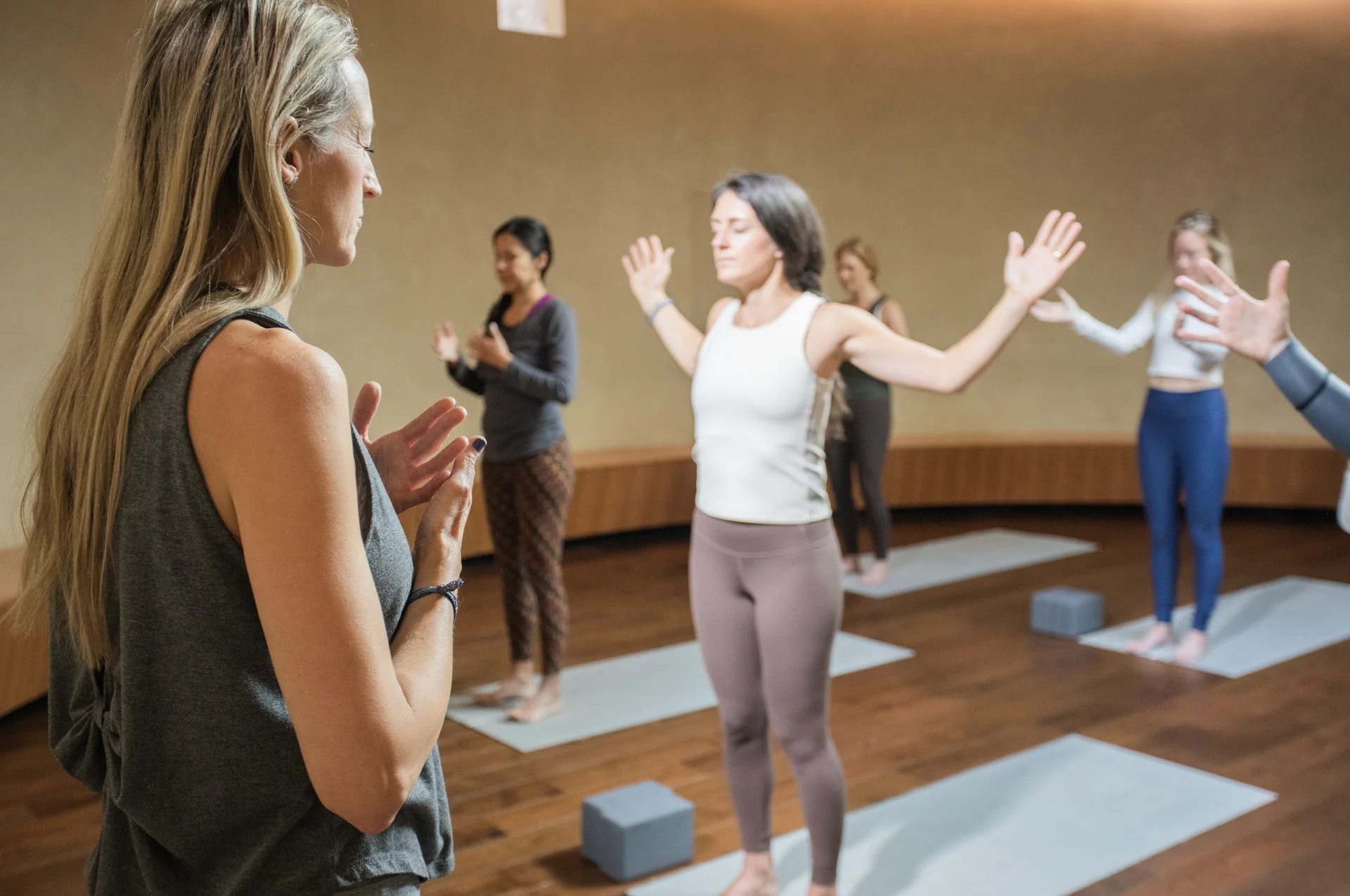 Rød Tråd: Internationalt Qigong Institut | True Nature - Carbondale, CO