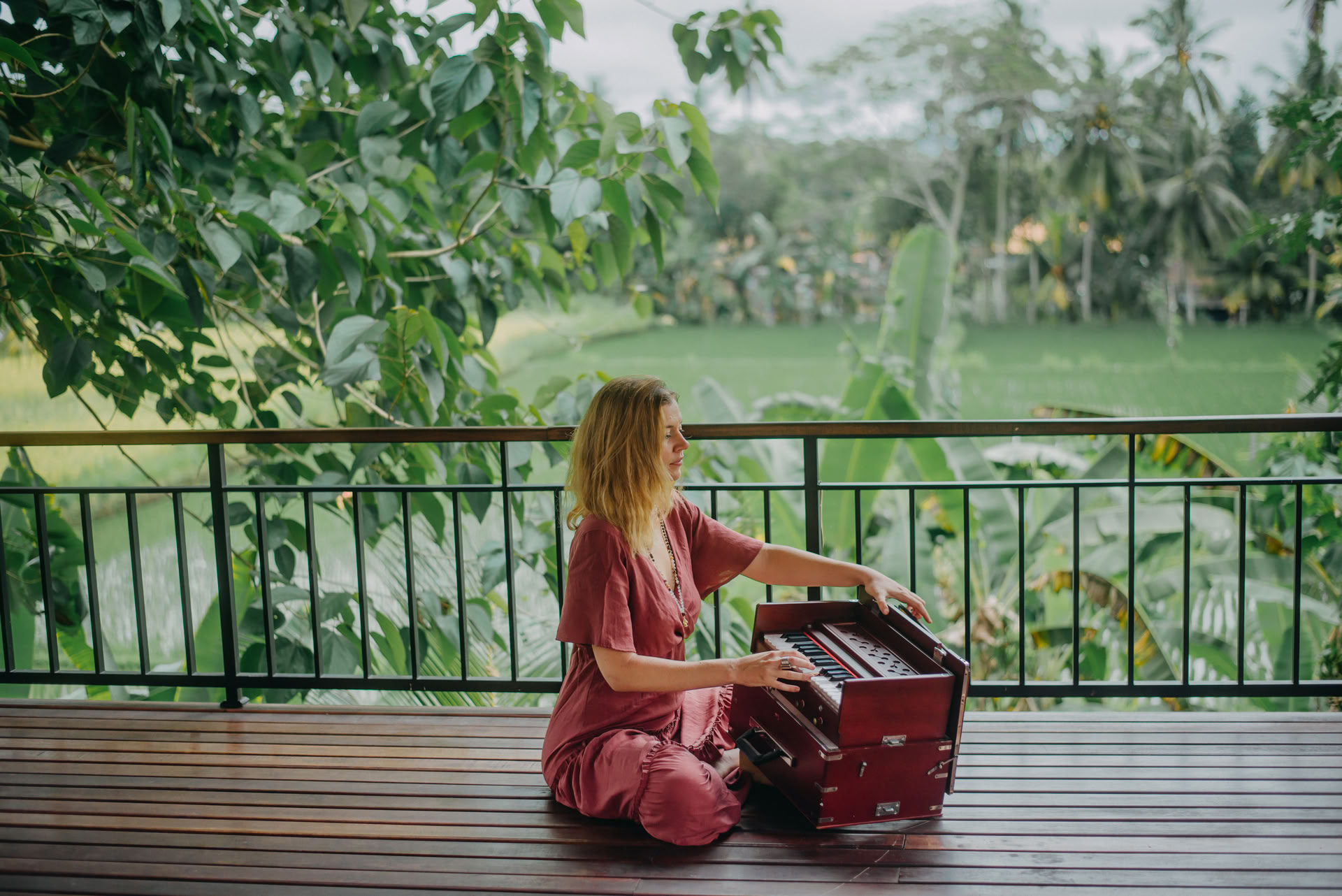 Den ædru Bhakti Bali-retreat: Kirtan- og hellig cirkel-facilitatoruddannelse