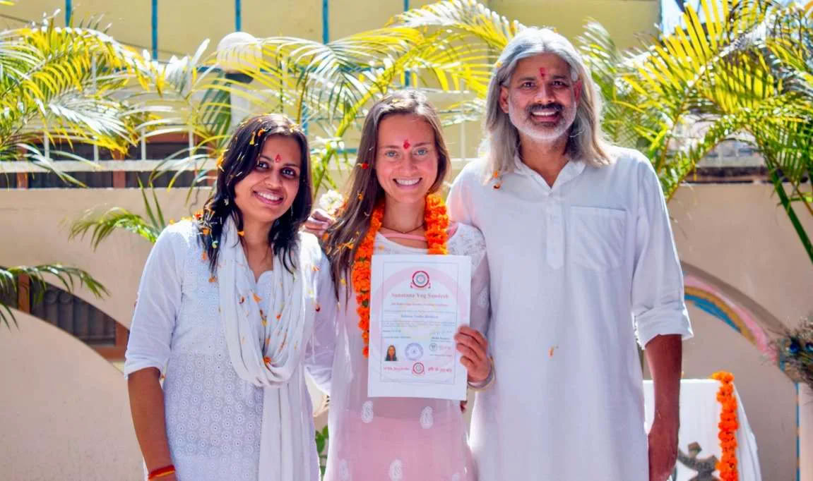 300 timers Hatha-yogalæreruddannelsesforløb i Rishikesh, Indien – 01. nov. – 19. dec.