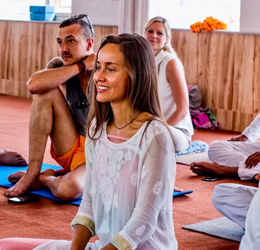 300 timers Hatha-yogalæreruddannelsesforløb i Rishikesh, Indien – 01. nov. – 19. dec.