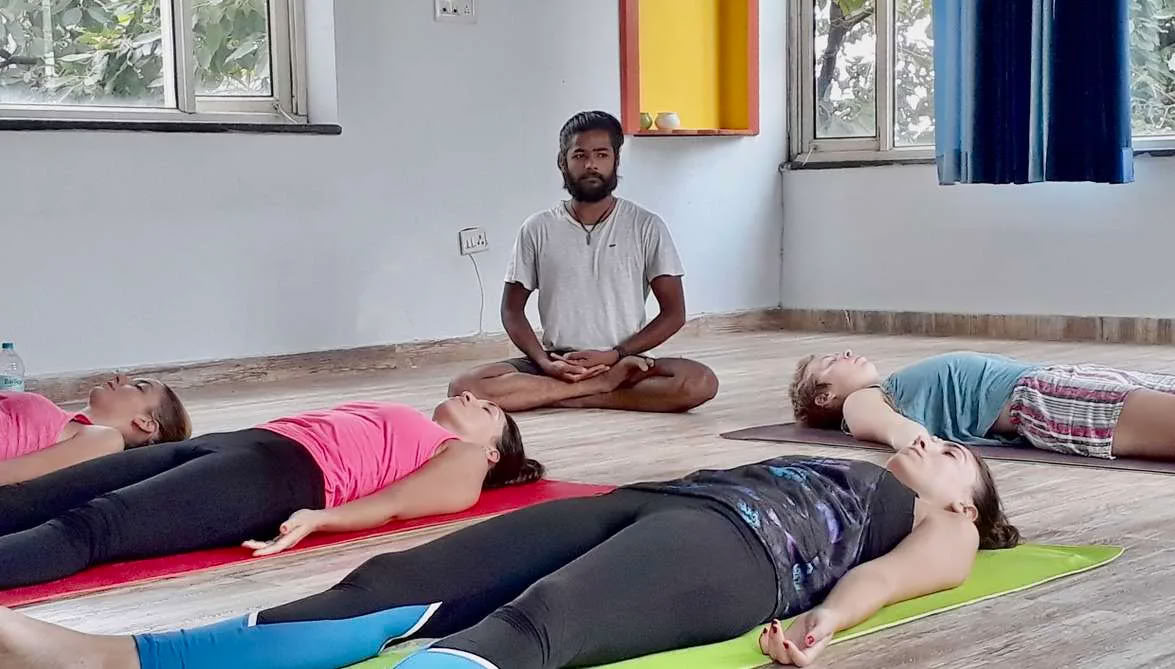Yoga-terapiuddannelsesretreat i Rishikesh, Indien