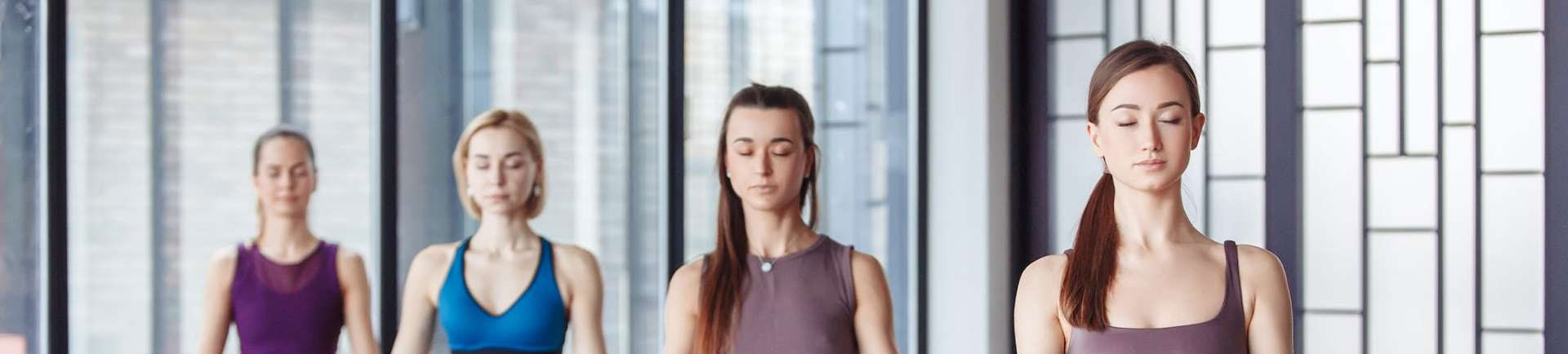 Yoga-terapi for bækken- og kernestyrke