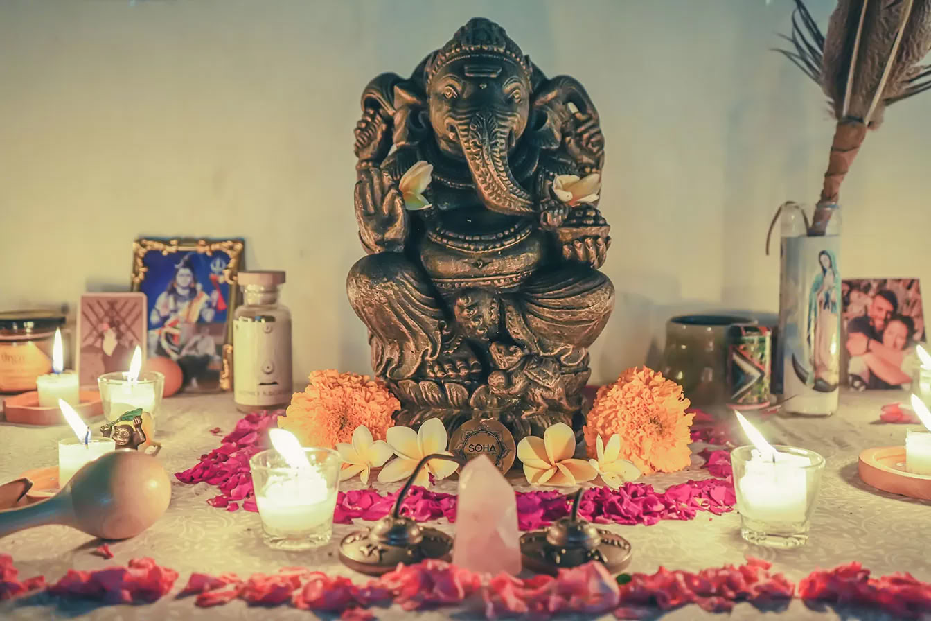 Vaidika Dharma: 100-timers SPIRIT yoga-læreruddannelse
