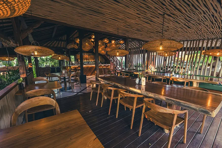 Lucidflow 100 timer af 300-timers ytt - Yogalæreruddannelse på Bali