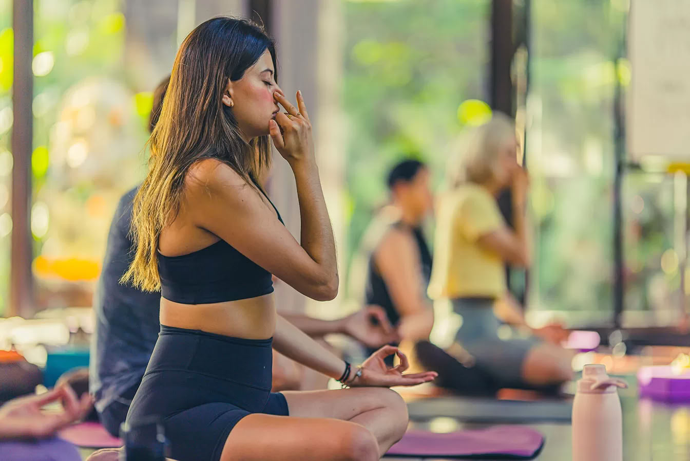 Lucidflow 100 timer af 300-timers ytt - Yogalæreruddannelse på Bali