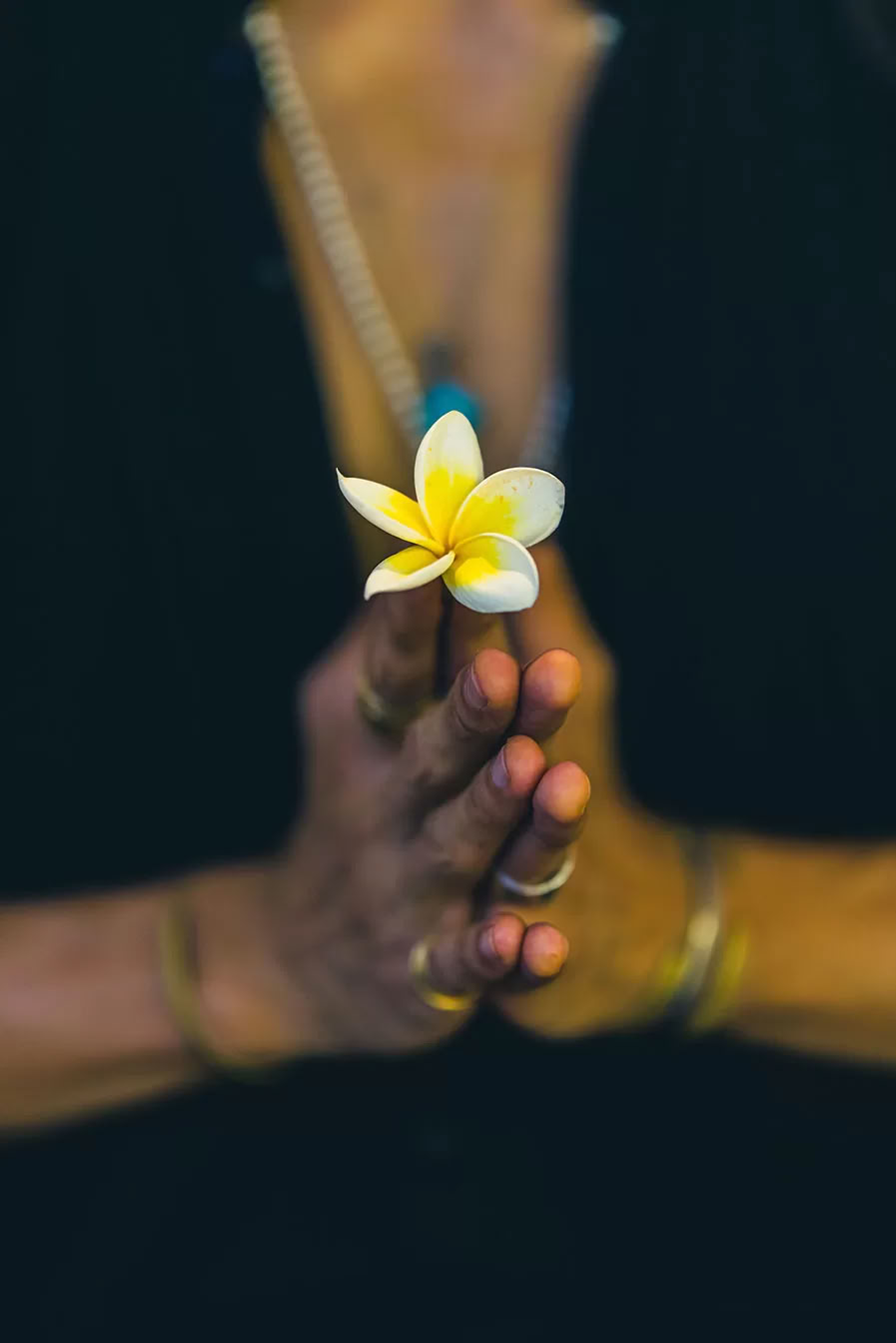 Lucidflow 100 timer af 300-timers ytt - Yogalæreruddannelse på Bali