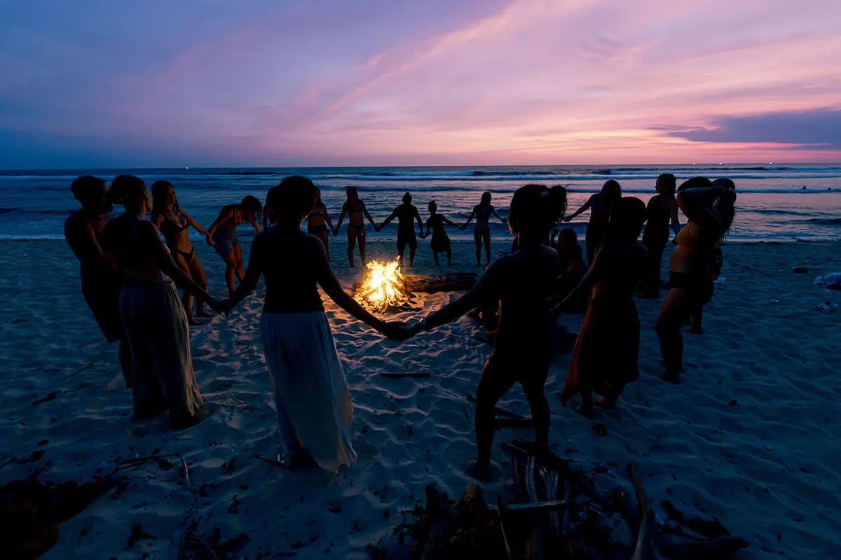 Lucidflow 100 timer af 300-timers ytt - Yogalæreruddannelse på Bali