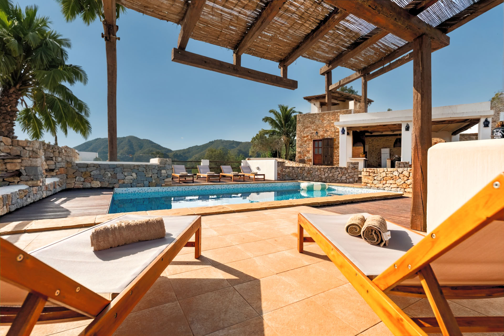 Ibiza yoga-retreat 2026