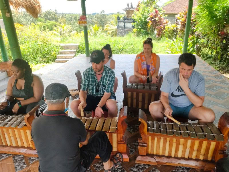 BALIGRASS - Selvhealing med det gamle og meditation