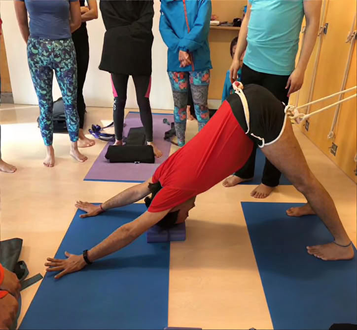 Yoga-retreatkursus af Om Yoga Rishikesh