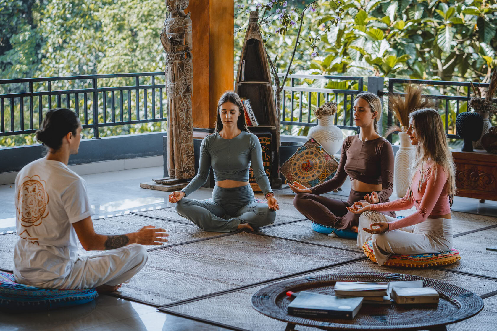 200 timers yogalæreruddannelse på Bali, Amertham