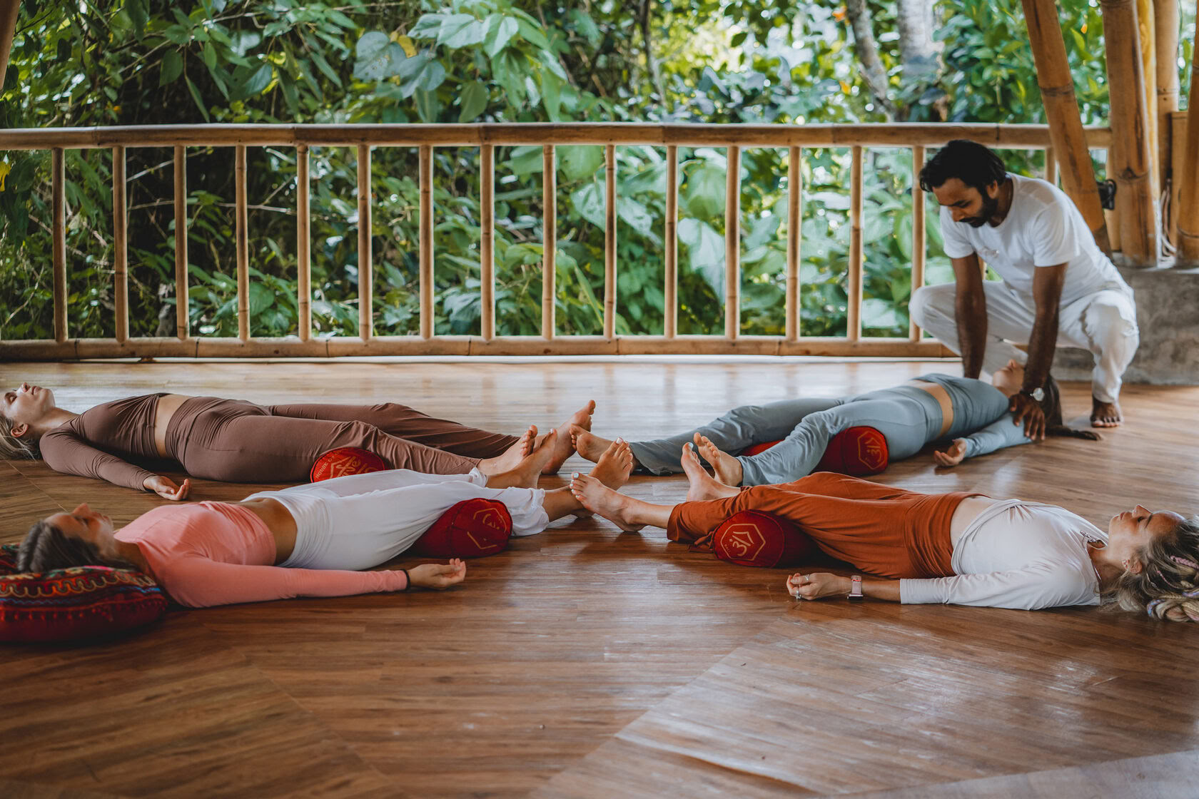 200 timers yogalæreruddannelse på Bali, Amertham