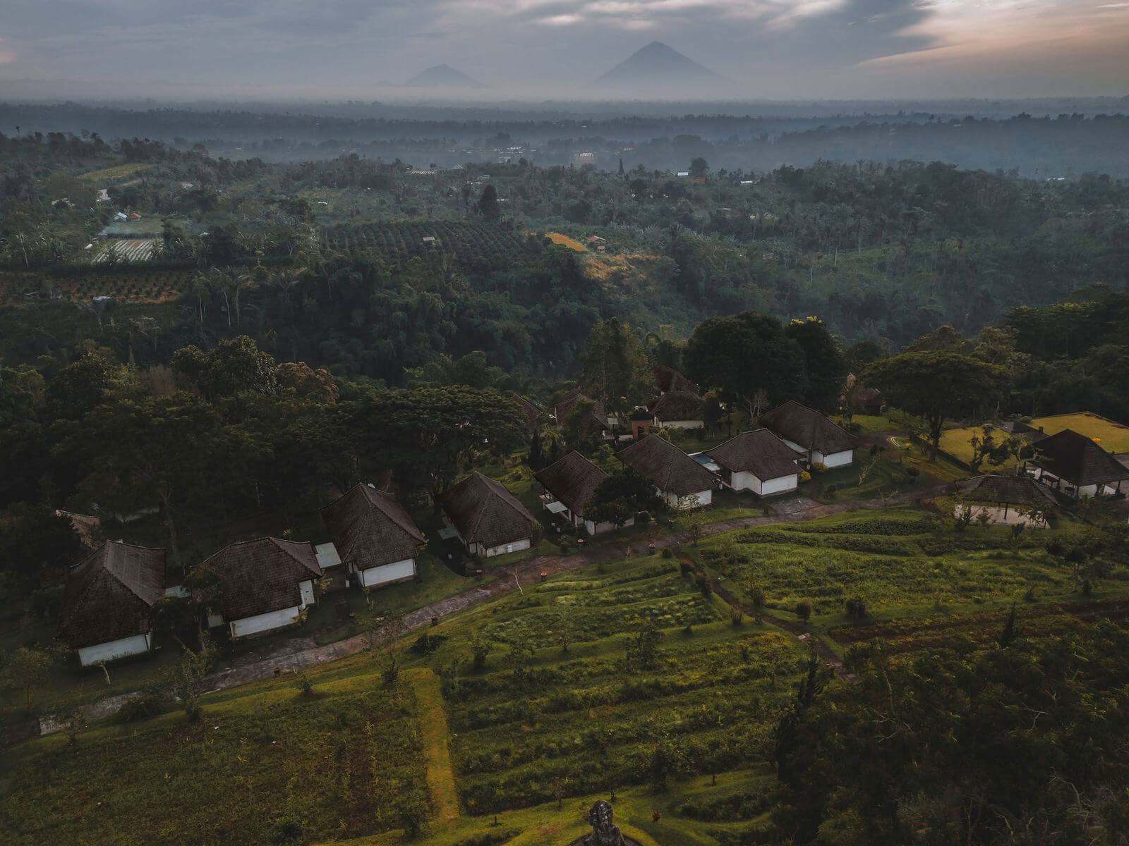 Meditationslæreruddannelse på Bali, Pelaga