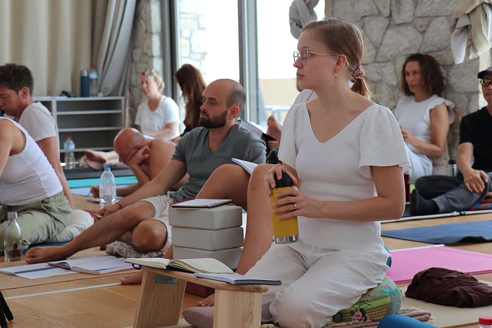 Den Højeste Tantra: Workshop og Retreat i Kashmiri Shaivisme