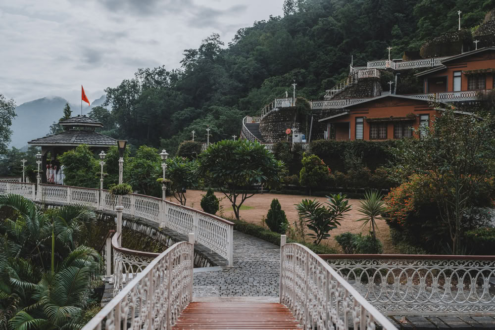300-timers yogalæreruddannelse i Rishikesh – 28. nov. – 27. dec. 2026