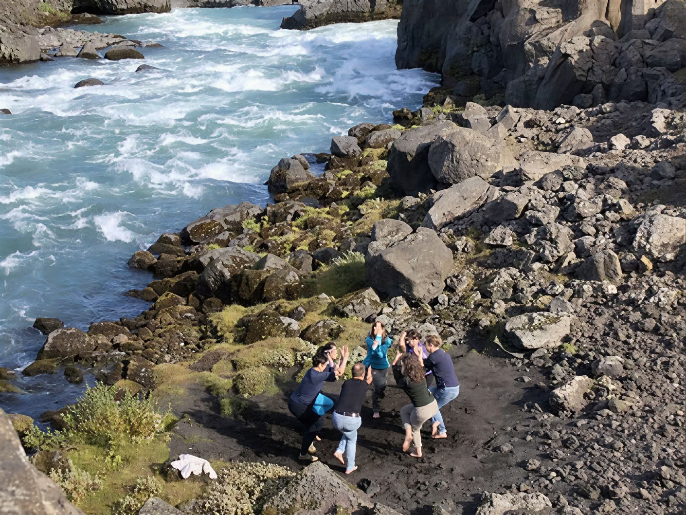 Yoga & vandretur gyldent efterårsretreat Island – Datoer 2026