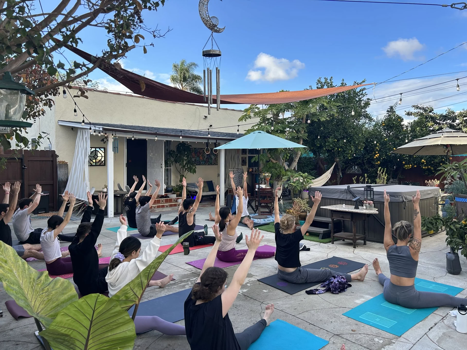 Fælles yogaklasse