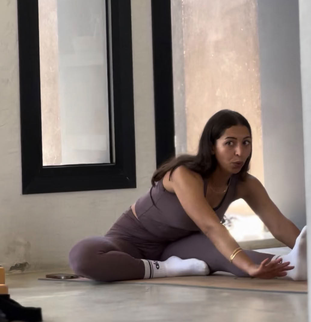 Privat yogatime med Aya