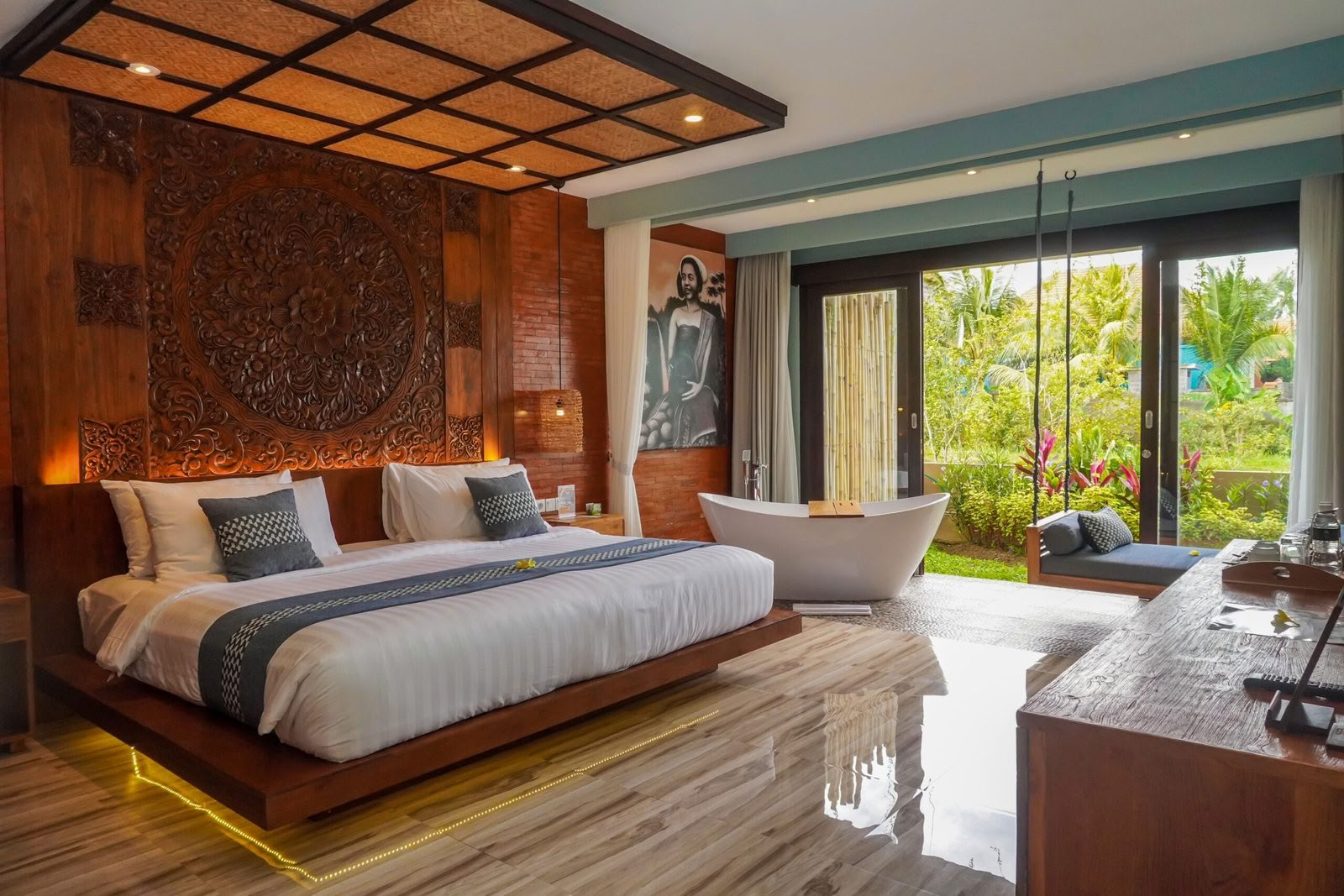 Lagune-poolvilla