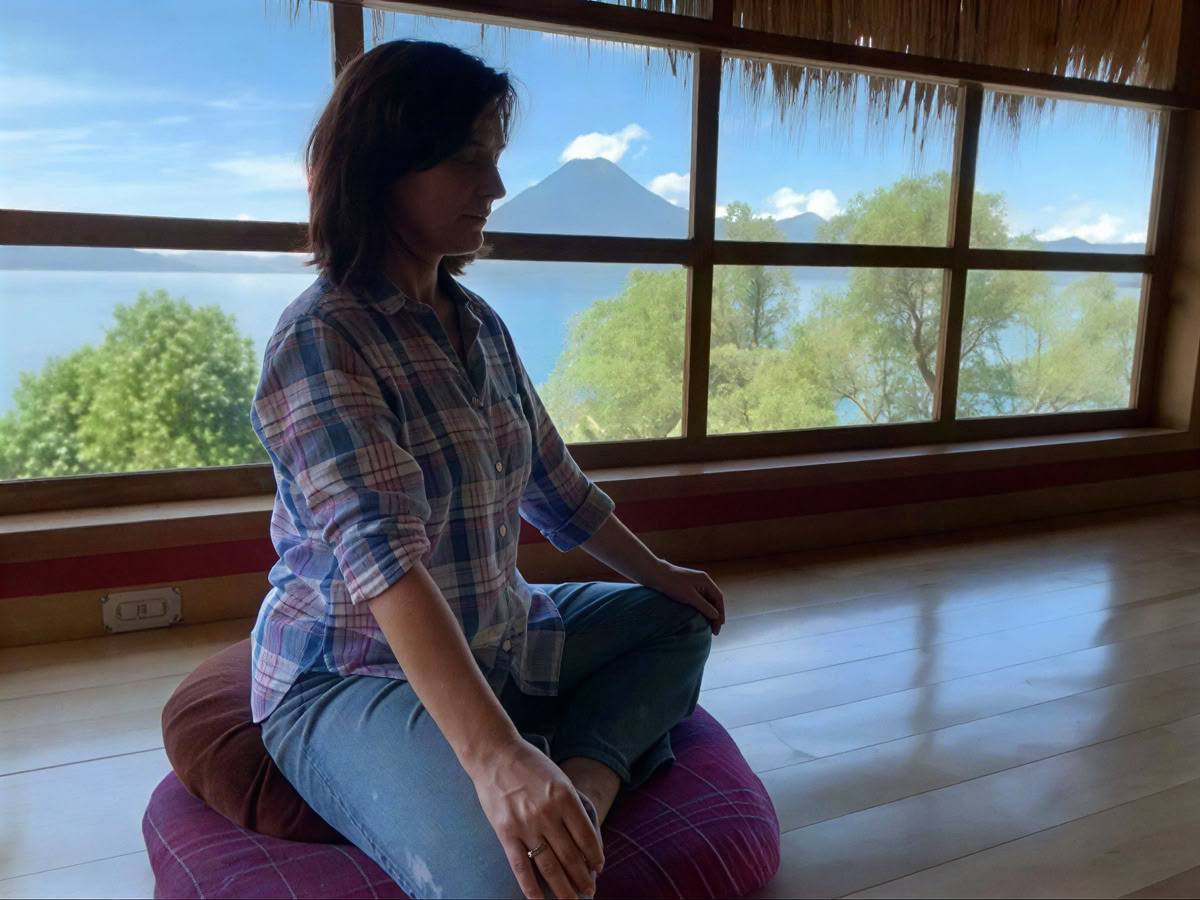 At finde ro i kaosset: mindfulness-praksis til hver dag