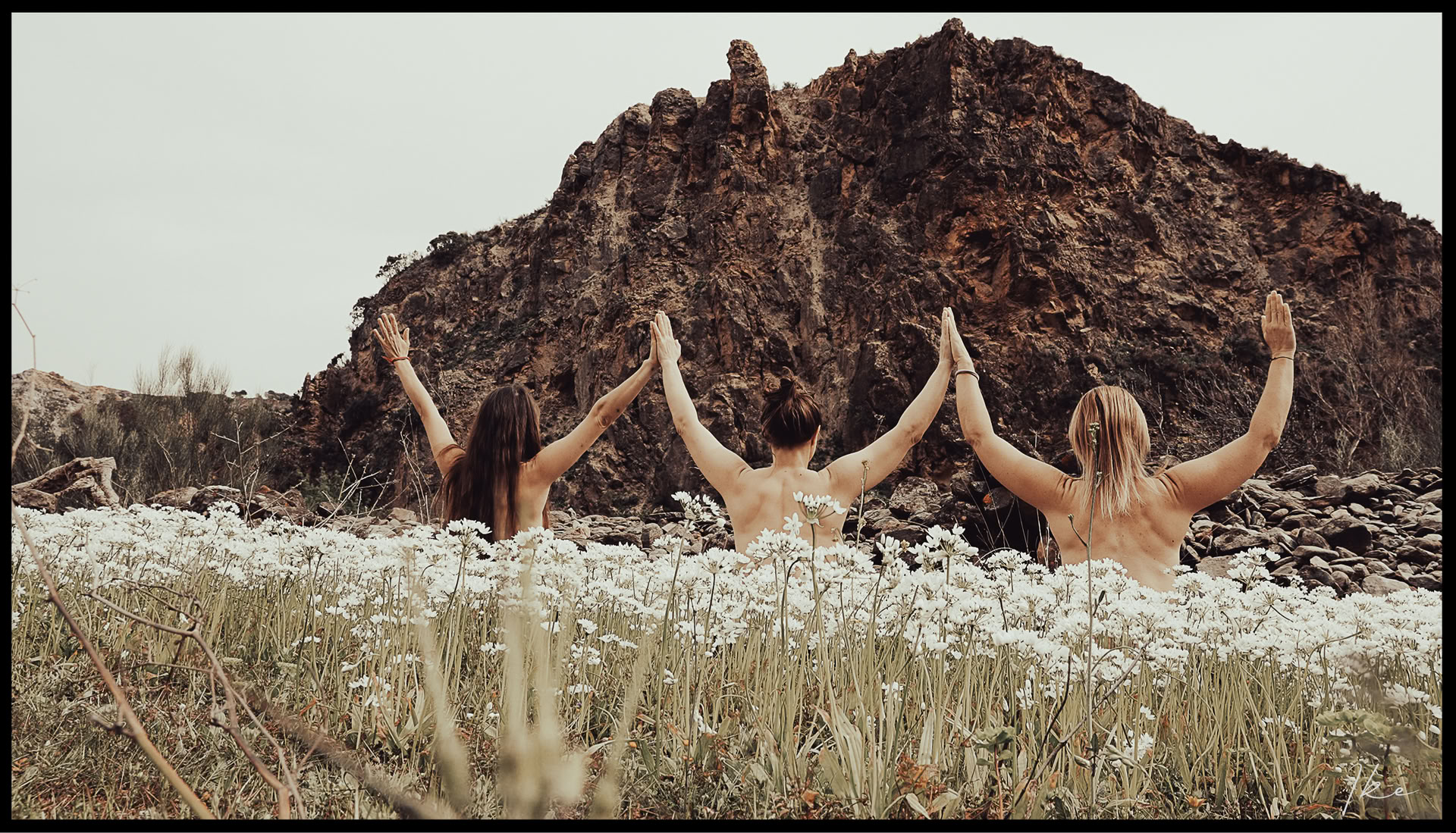 Jordkvindens nøgenyoga- og meditationsretreat