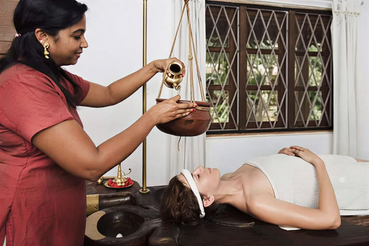 Arrangør af vedisk hinduistisk bryllupsceremoni i Rishikesh