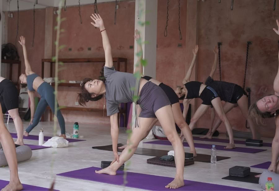 200 timers yogalæreruddannelse