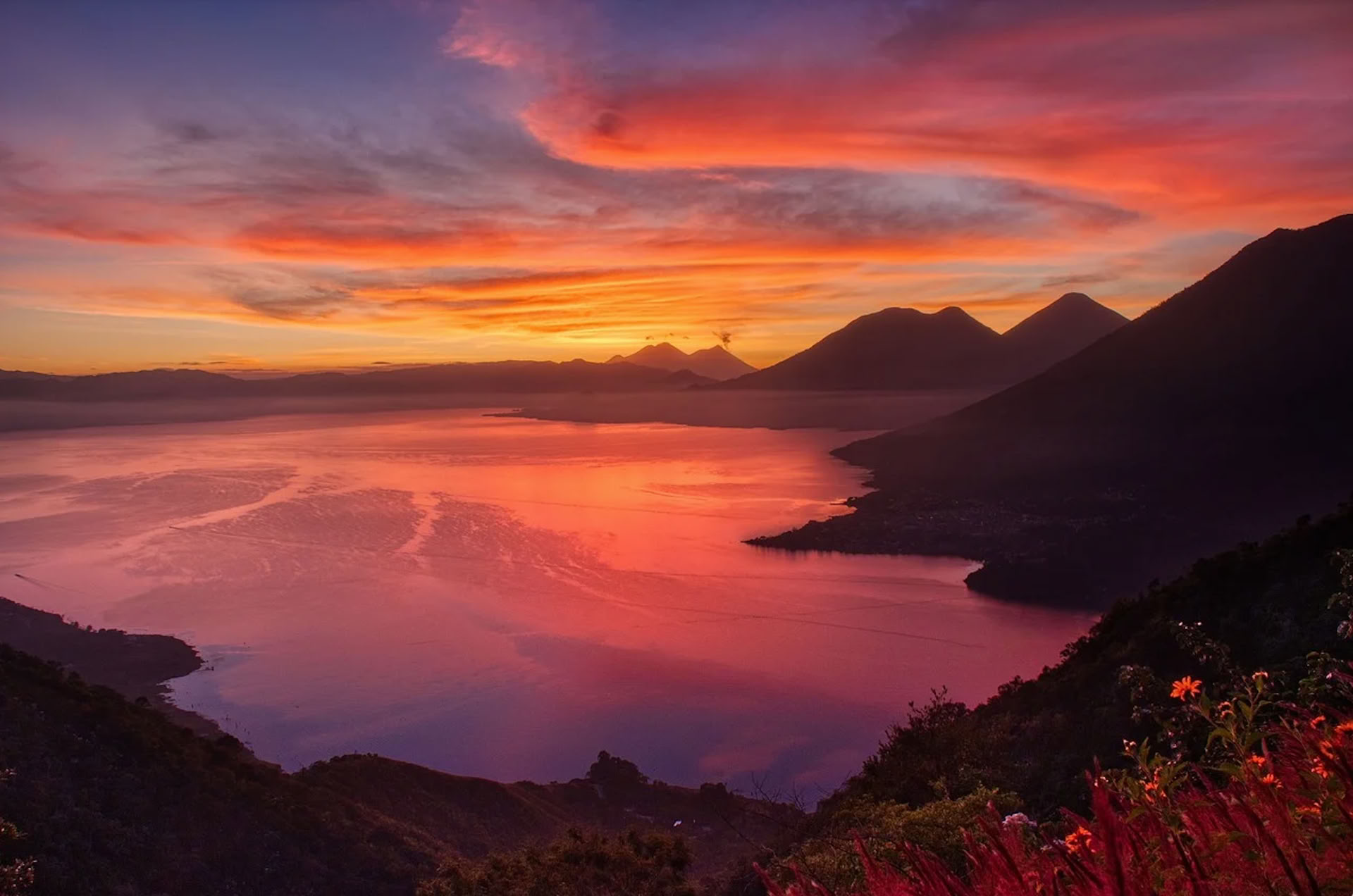 6-dages yoga-retreat i Guatemala – 12.-17. juni 2027 med Michelle Fajkus