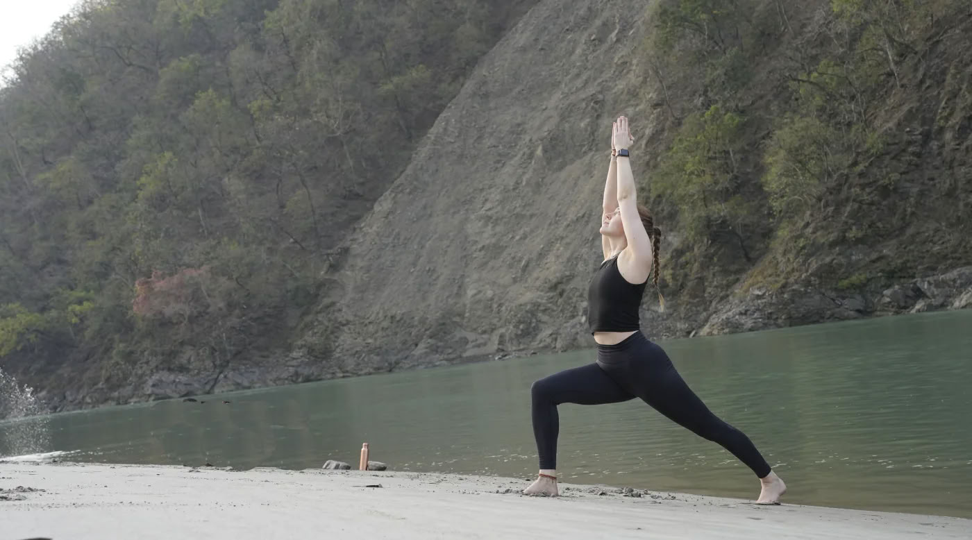 100 timers yoga-TTC i Rishikesh