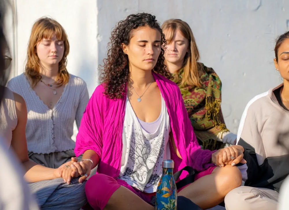 100 timers yoga-TTC i Rishikesh