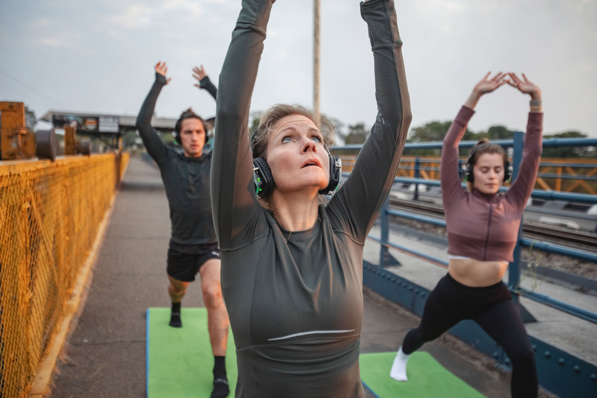 Yoga på broen