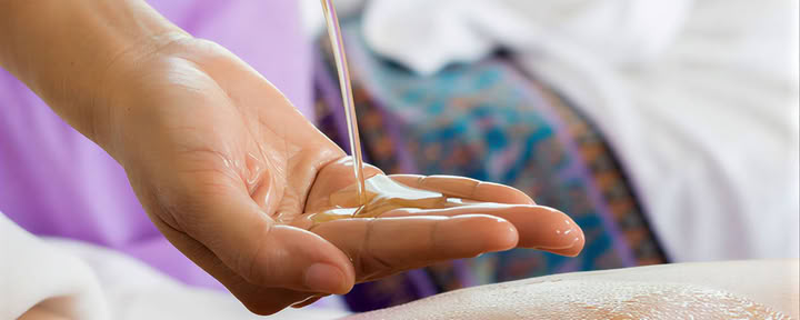 Indisk hovedmassage / rygmassage
