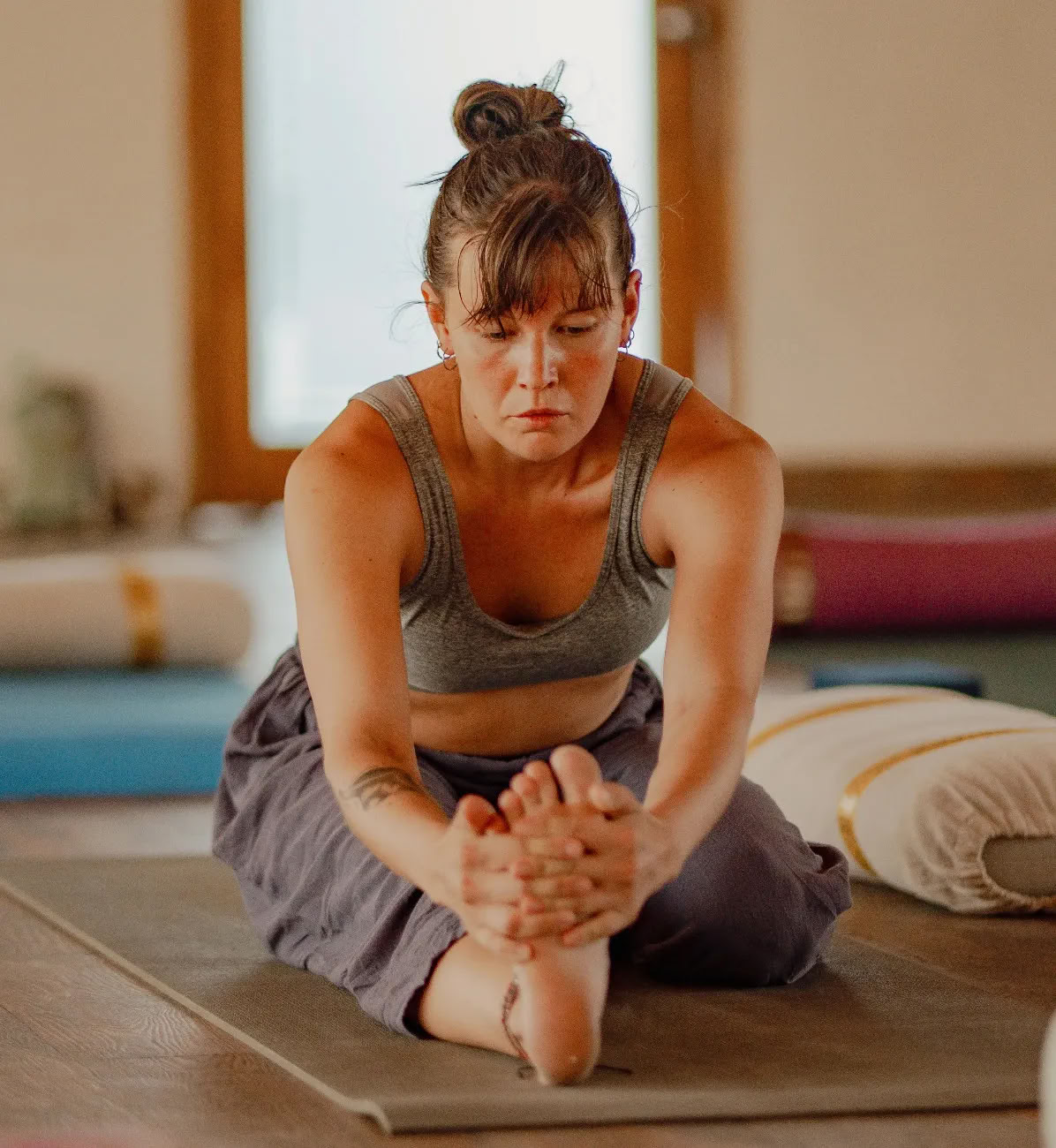 100 timers yogalæreruddannelse